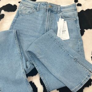 Light Blue High-Waisted Women Jeans
